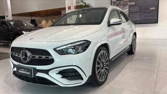 MERCEDES-BENZ GLA 200 1.3 MHEV AMG LINE 7G-DCT MERCEDES-BENZ GLA 200 1.3 MHEV AMG LINE 7G-DCT